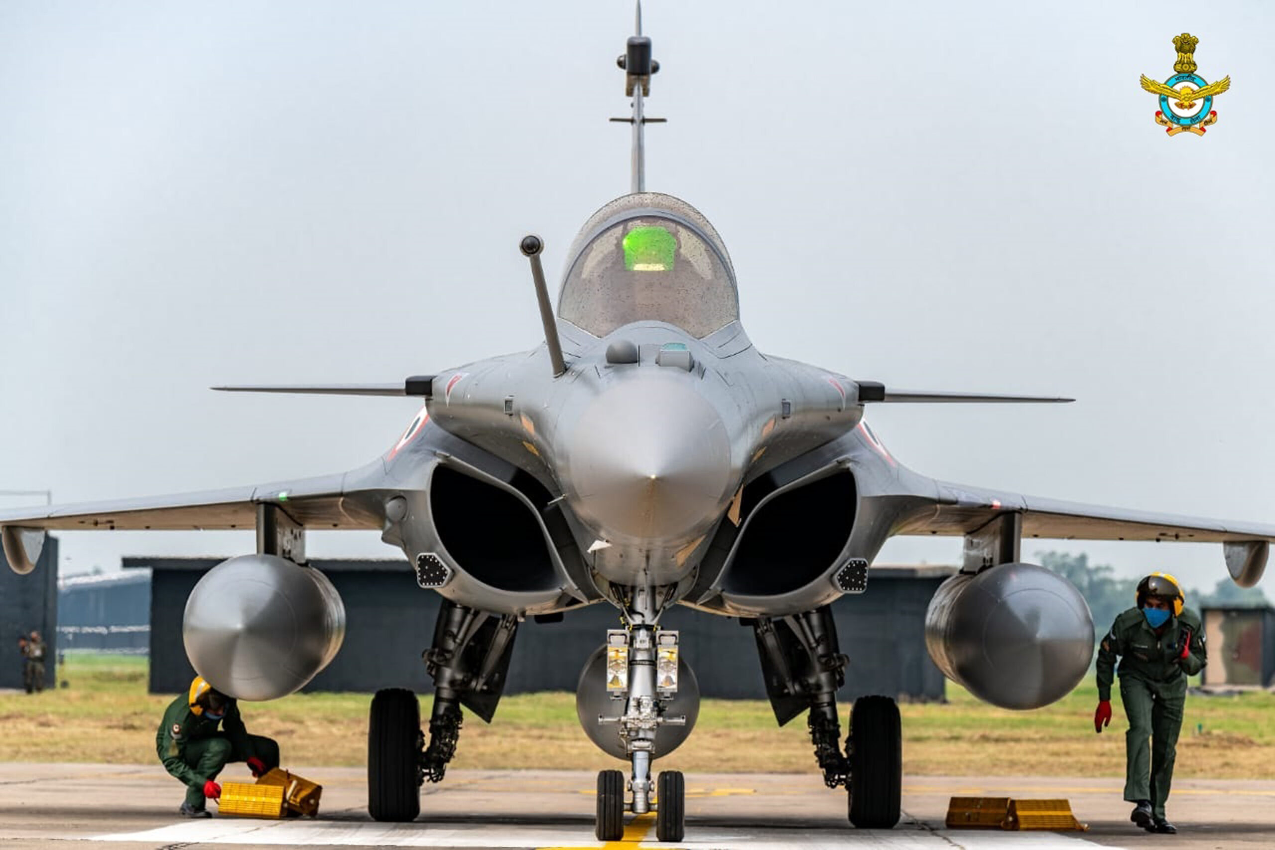 indian-air-force-gets-first-batch-of-dassault-rafale-fighter-jets
