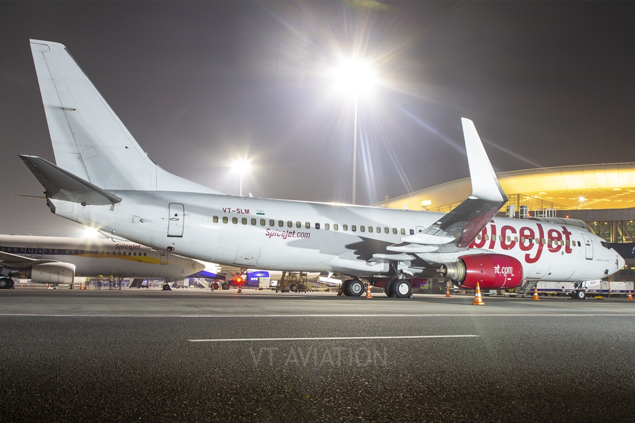 VT-SLM, Boeing 737-800