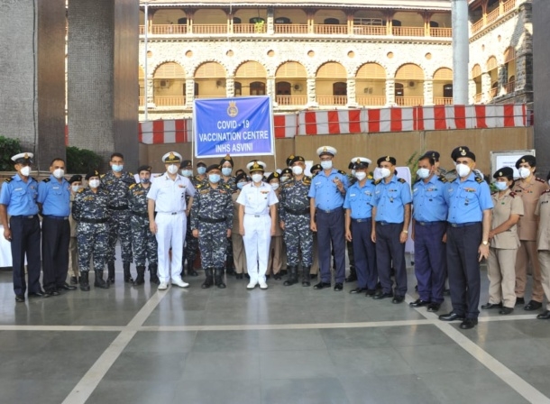 A group photo of the officers and medical staff of the covid19 vaccination at INHS Asvini.