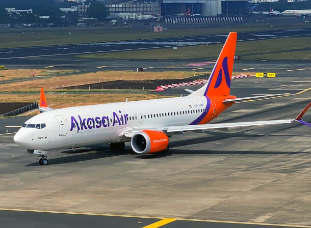 VT-YAM, Boeing 737-8